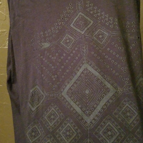 Top - Picture 2 of 2